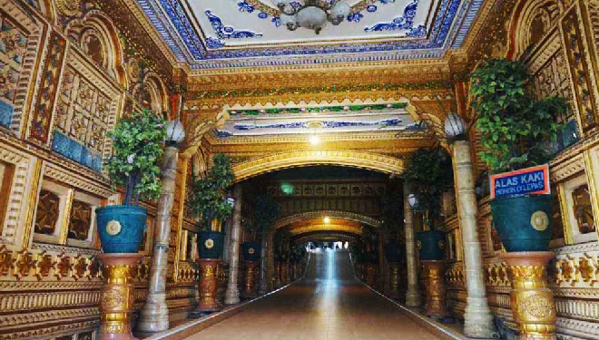 Masjid Tiban Yang Megah